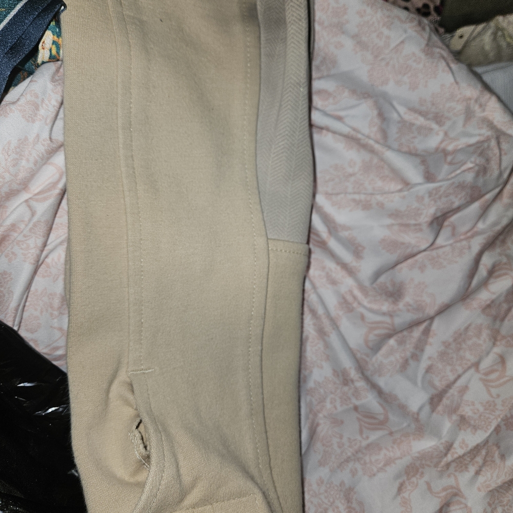 2 Pair Riding Breeches Size 28 And 26 Regular - Picture 3 of 16